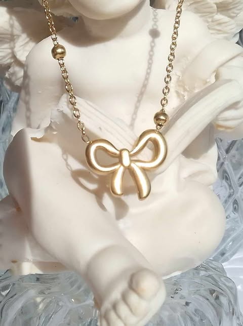 Collier Noeud Papillon