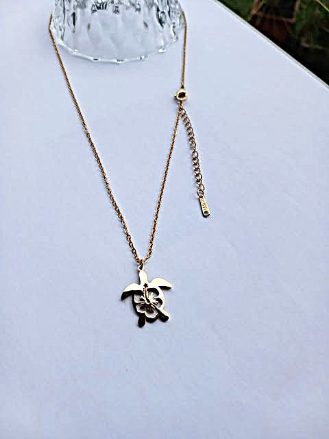 Collier Tortue Hibiscus